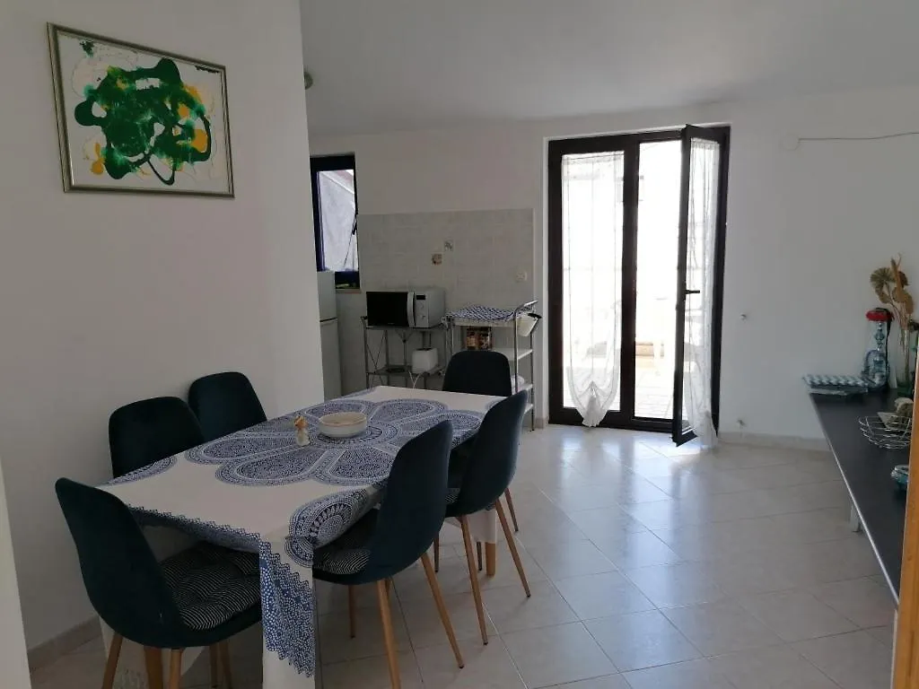 Holiday Apartment In Funtana With Balcony, Air Conditioning, Wifi, Washing Machine 4982-9 Croatia
