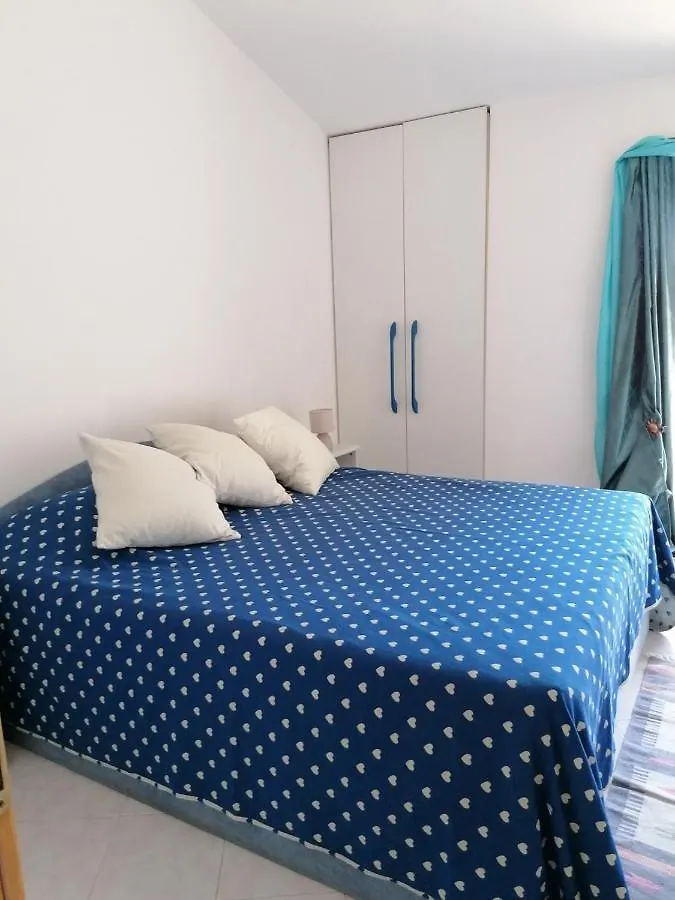 Holiday Apartment In Funtana With Balcony, Air Conditioning, Wifi, Washing Machine 4982-9