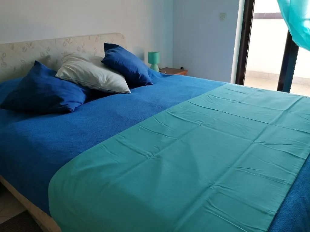 Holiday Apartment In Funtana With Balcony, Air Conditioning, Wifi, Washing Machine 4982-9 0*,