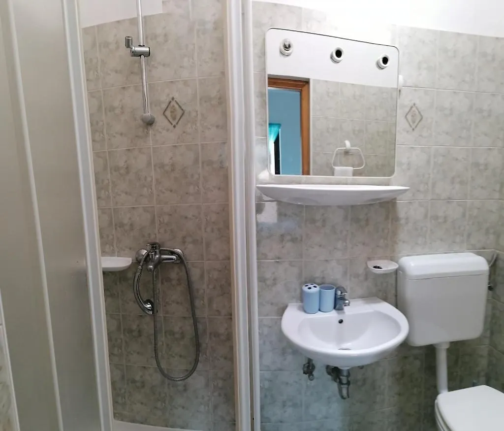 Holiday Apartment In Funtana With Balcony, Air Conditioning, Wifi, Washing Machine 4982-9