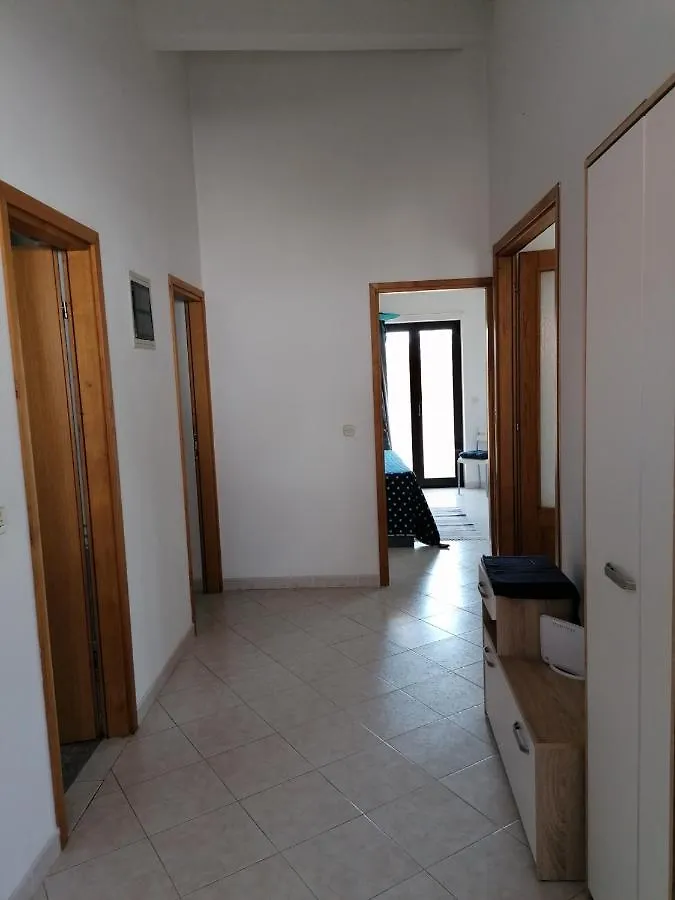 Holiday Apartment In Funtana With Balcony, Air Conditioning, Wifi, Washing Machine 4982-9